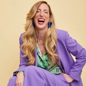 Meet your Posher, Karine